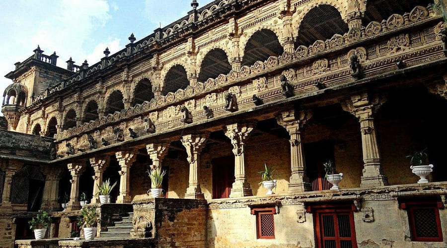 Gujarat Tour of Forts and Palaces gallery photo 2