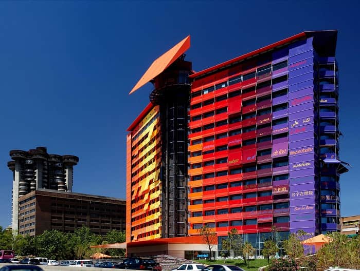 Silken Puerta America