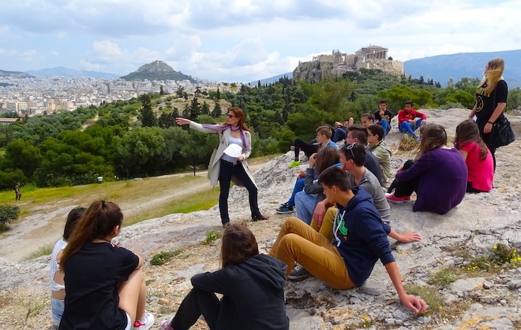 6 Reasons Why You Should Always Listen To Your Tour Guide