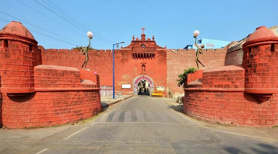 Zampa Gateway, Diu