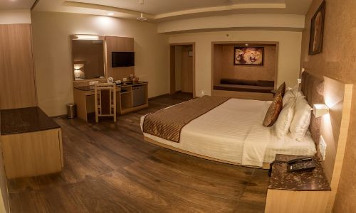 Hotel Amidhara Resort Gir